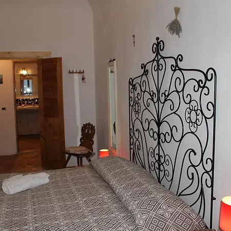 Sotto Le Volte Navelli